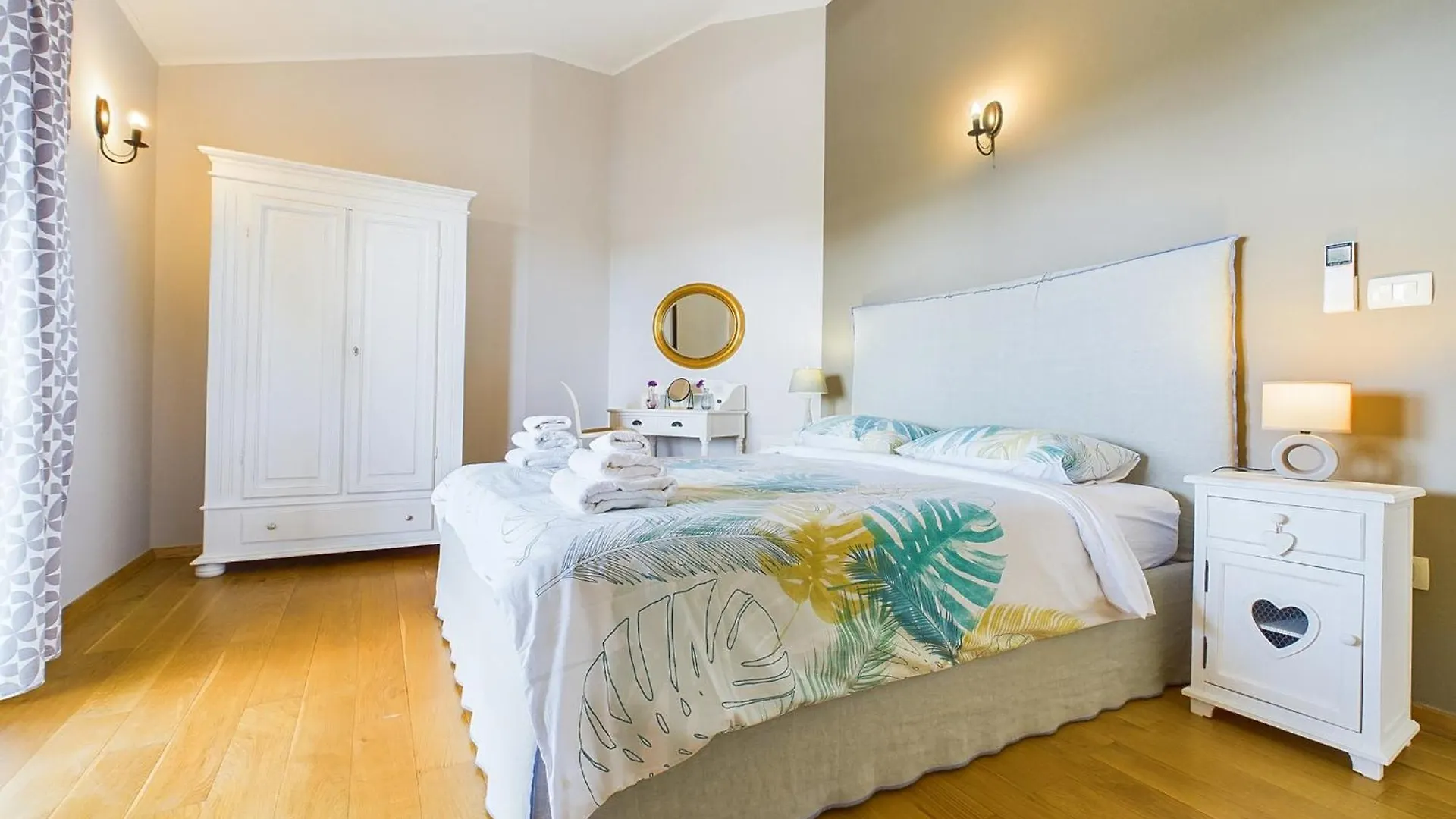 Rustic Villa Azzurra With Pool In Sv Lovrec Medaki