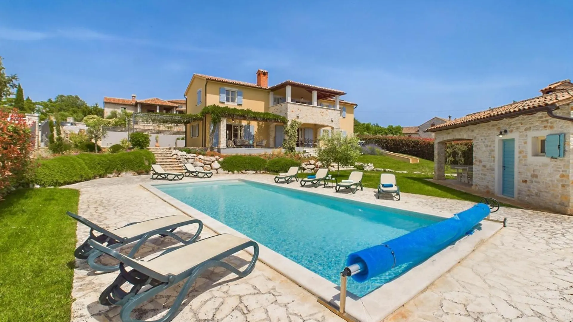 Rustic Villa Azzurra With Pool In Sv Lovrec Medaki Kroatien